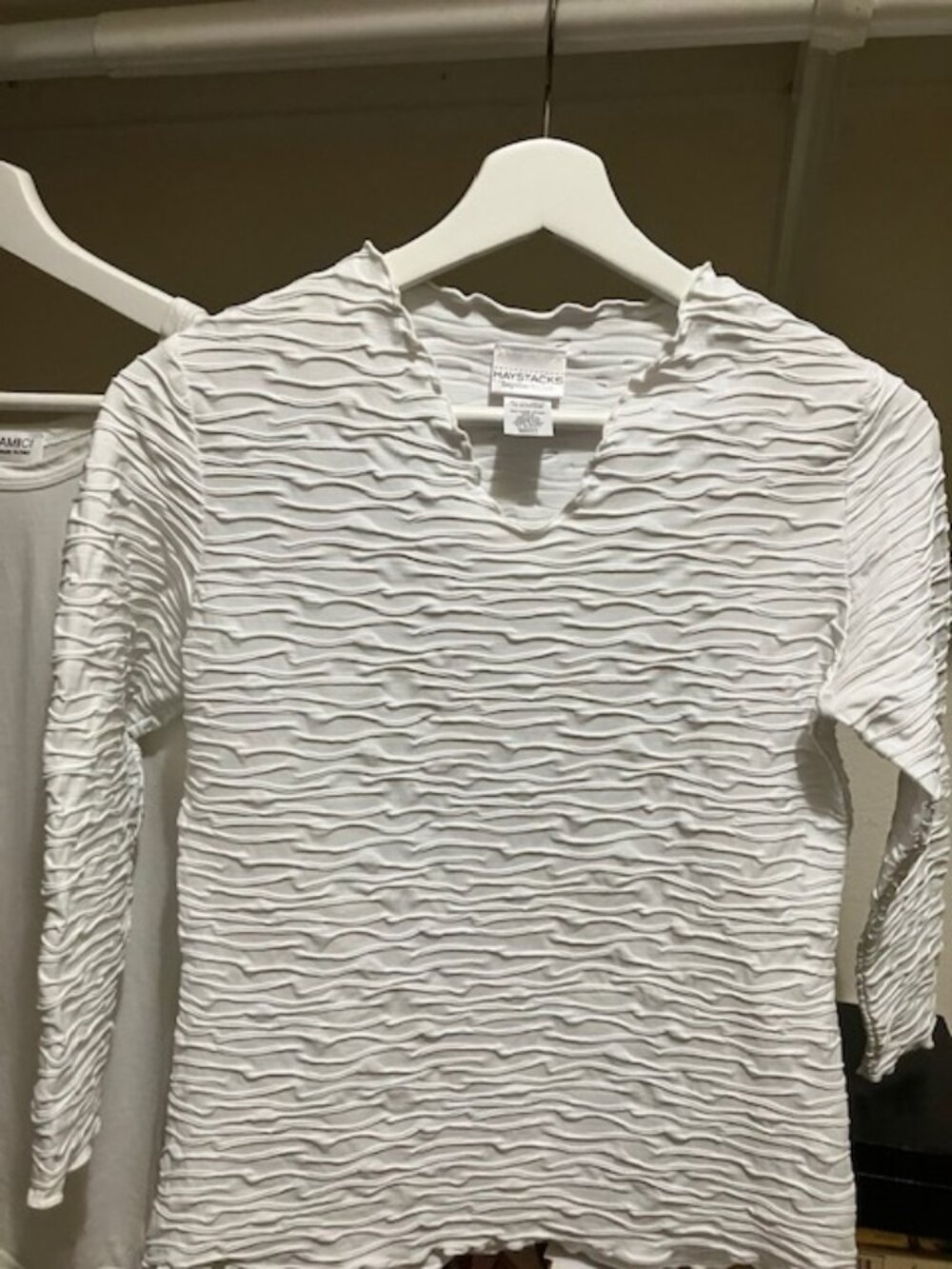Haystacks Surreal Textured White Stretch Top Women’s Small Long Sleeve USA